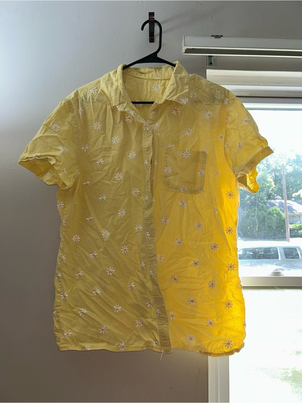 Yellow Daisy-Embroidered Short Sleeve Button-Up Blouse